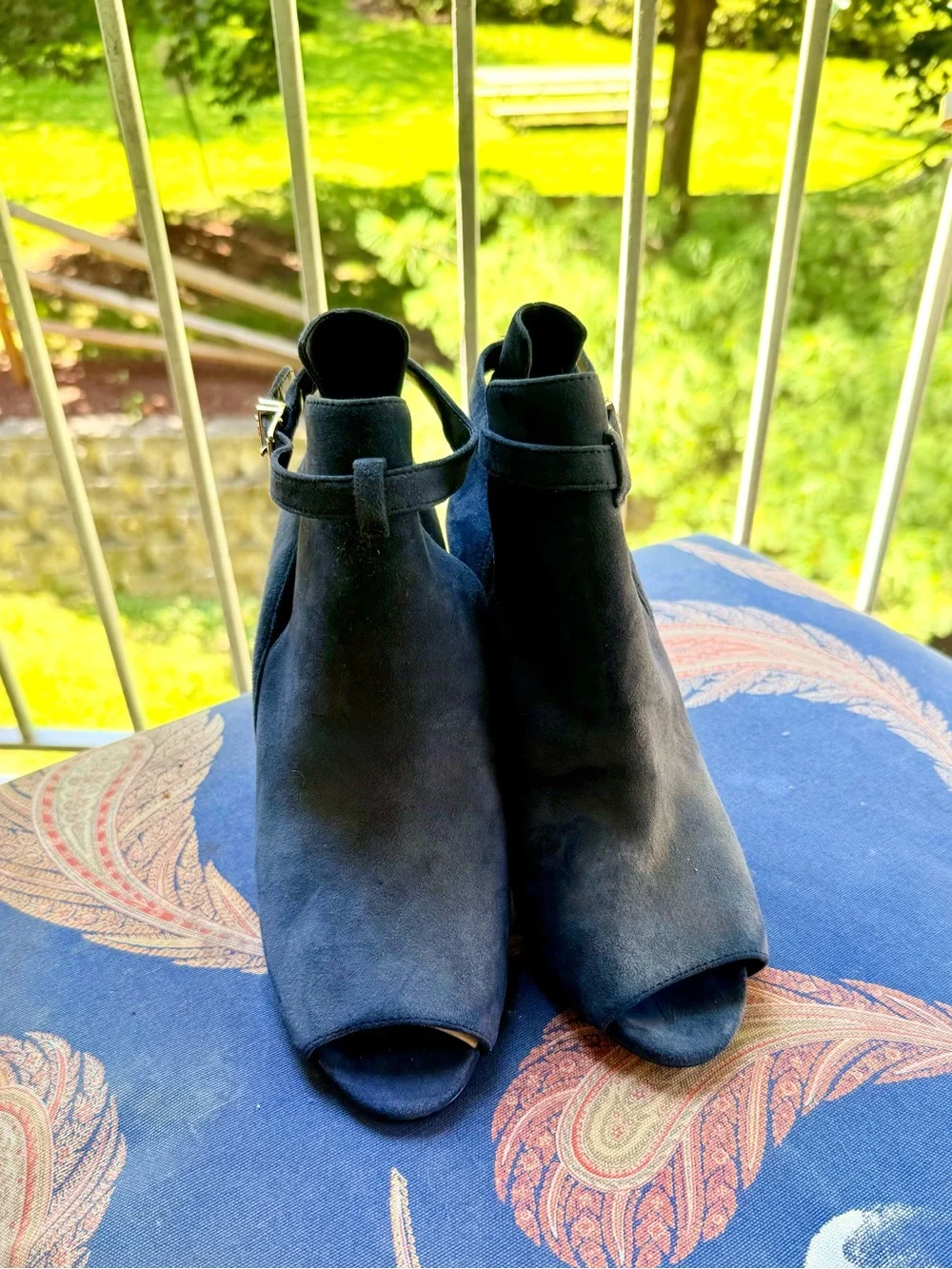 Michael Kors Peep-Toe Suede Booties – Navy Elegance with Size 8.5